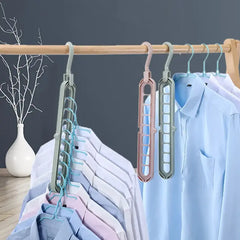 5 Pcs Closet Space Saving Clothes Hanger +  Snap Deal.